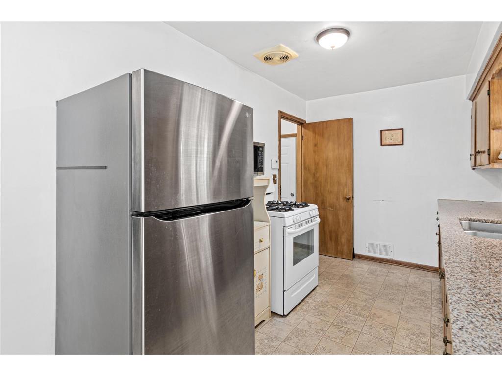 1328 66th Avenue NE Fridley MN 55432 7076900 image10