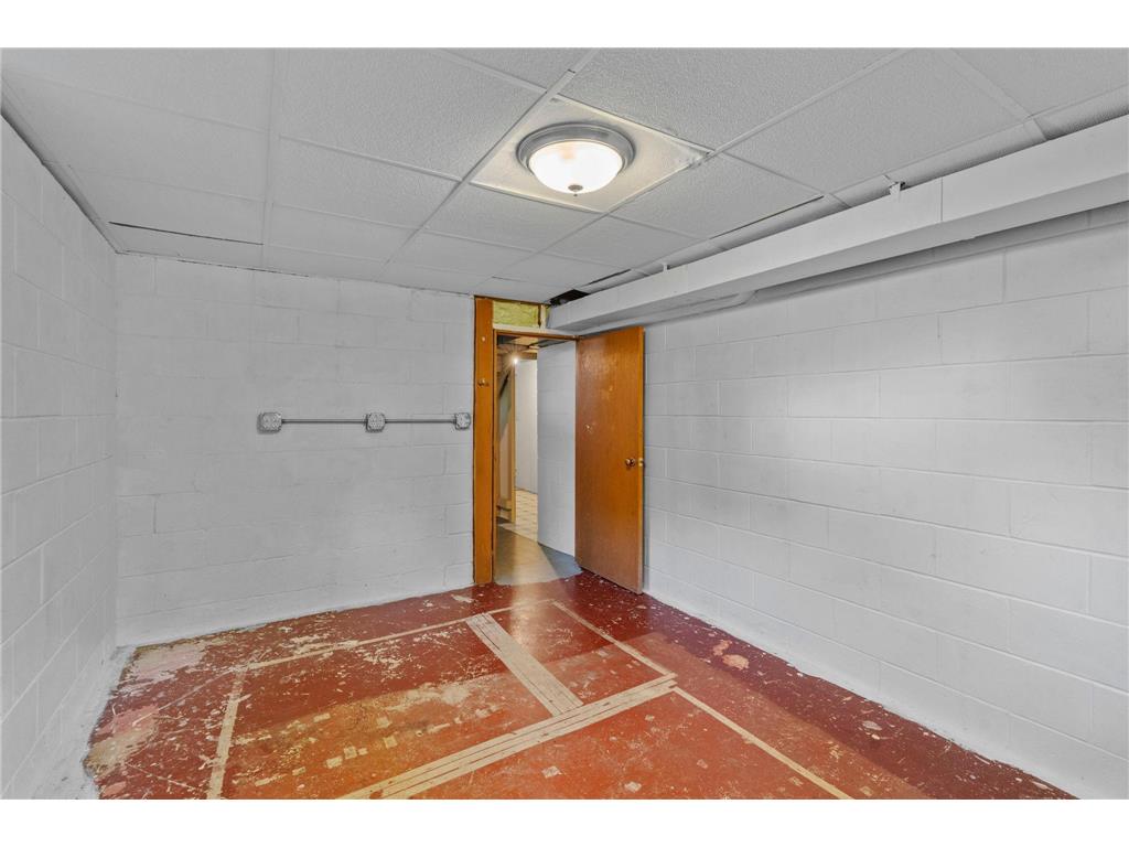1328 Kilmer Avenue Saint Louis Park MN 55426 7051516 image32