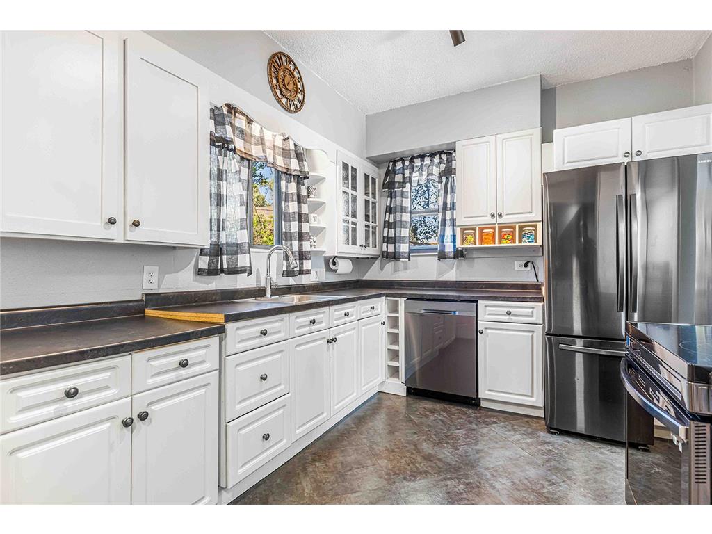 1329 1st Avenue N Fargo ND 58102 7108412 image12