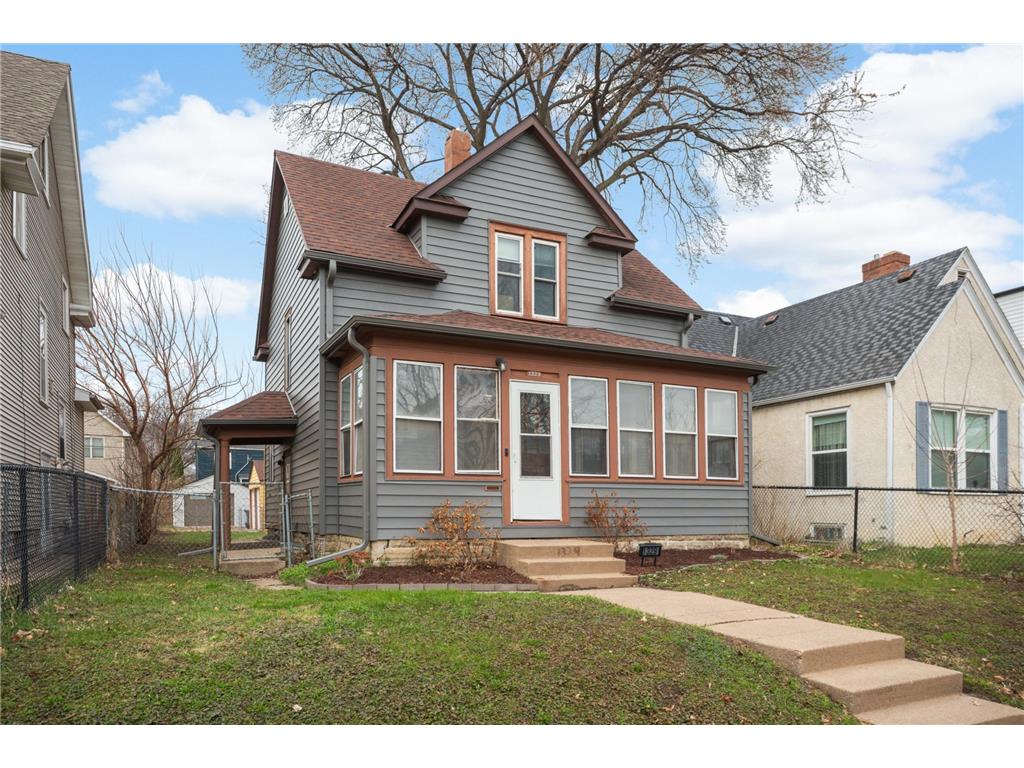 1329 Newton Avenue N Minneapolis MN 55411 7053659 image2
