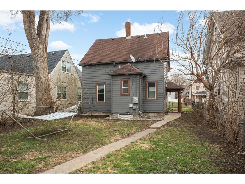 1329 Newton Avenue N Minneapolis MN 55411 7053659 image26