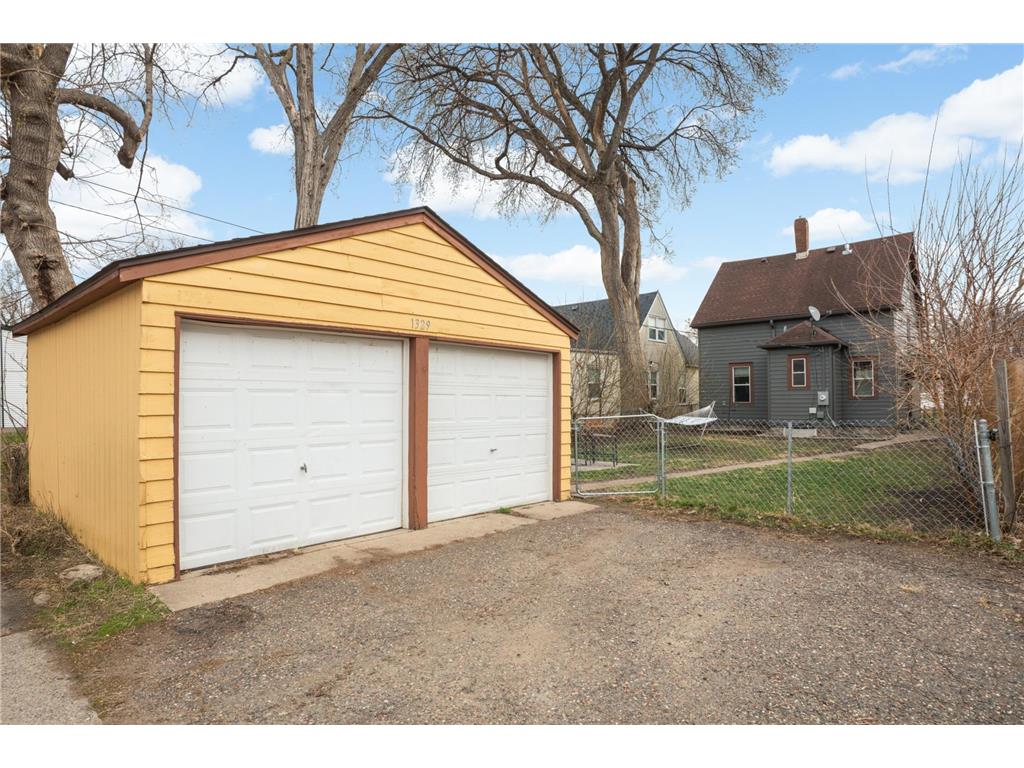 1329 Newton Avenue N Minneapolis MN 55411 7053659 image28