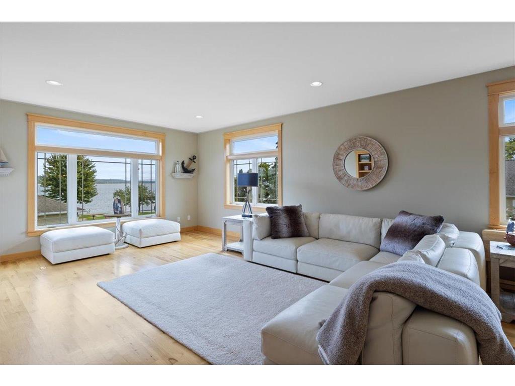 1329 S Oak Street Lake City MN 55041 - Mississippi 7049647 image18