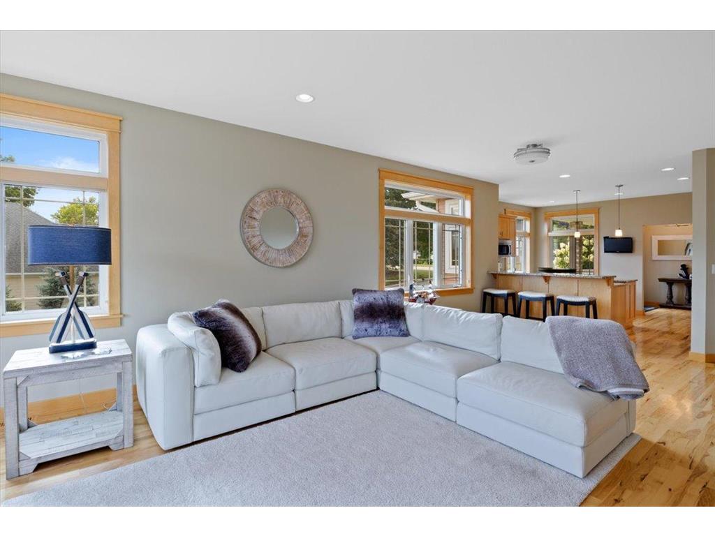 1329 S Oak Street Lake City MN 55041 - Mississippi 7049647 image20