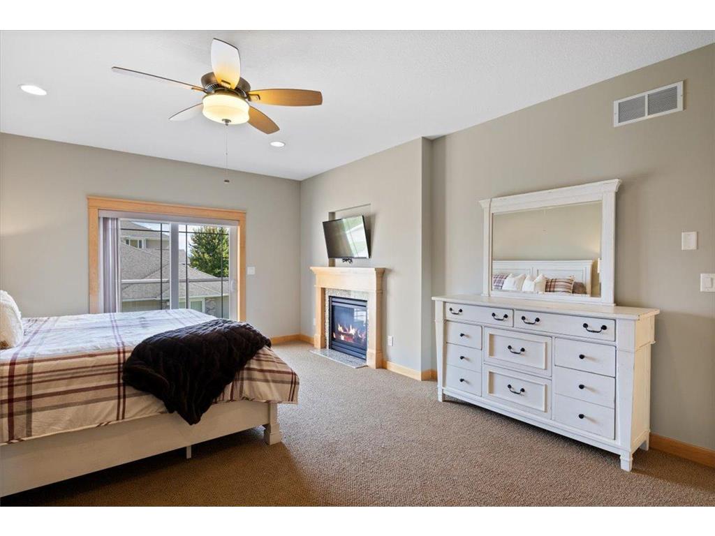 1329 S Oak Street Lake City MN 55041 - Mississippi 7049647 image25