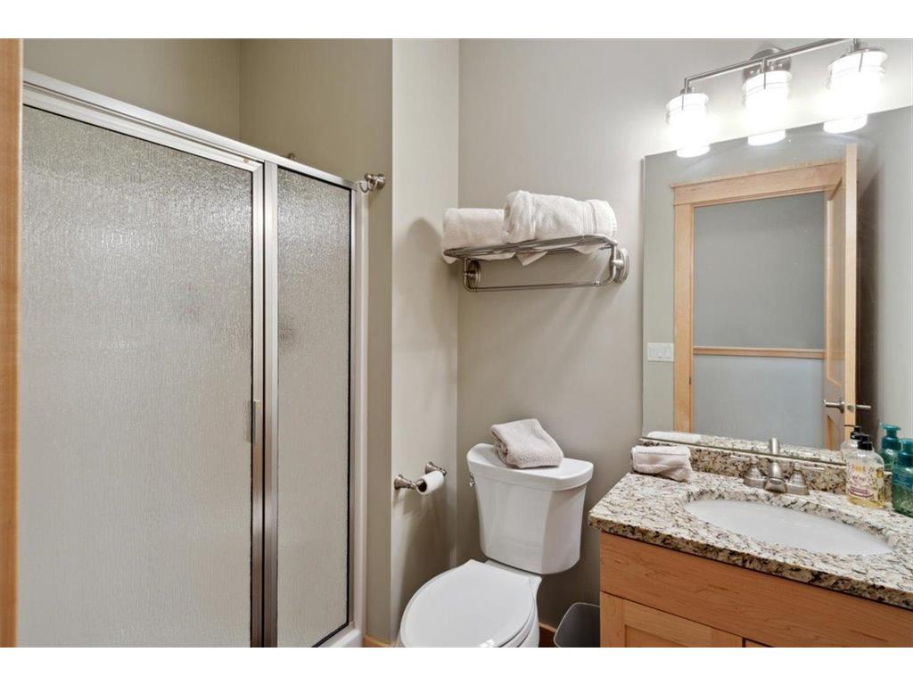 1329 S Oak Street Lake City MN 55041 - Mississippi 7049647 image37