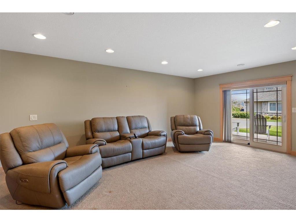 1329 S Oak Street Lake City MN 55041 - Mississippi 7049647 image48