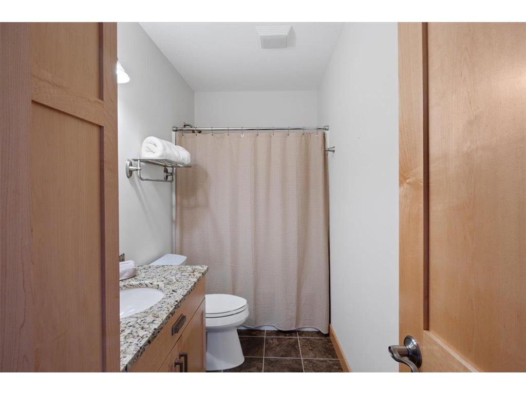 1329 S Oak Street Lake City MN 55041 - Mississippi 7049647 image56