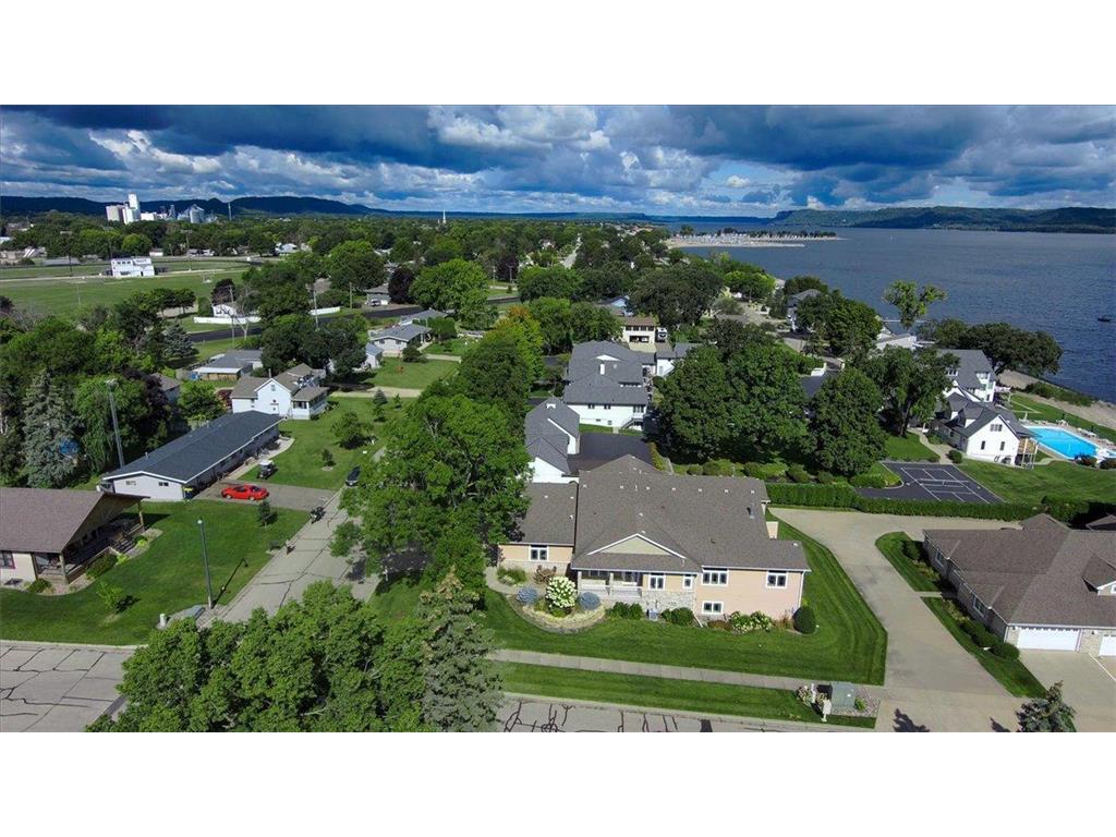 1329 S Oak Street Lake City MN 55041 - Mississippi 7049647 image68