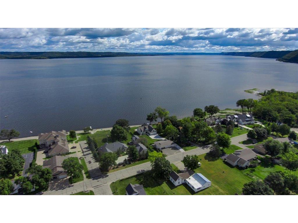 1329 S Oak Street Lake City MN 55041 - Mississippi 7049647 image74