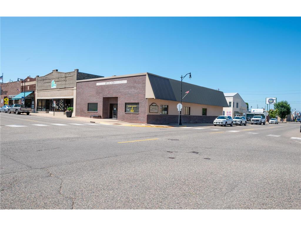 133 4th Street NE Staples MN 56479 6771939 image1