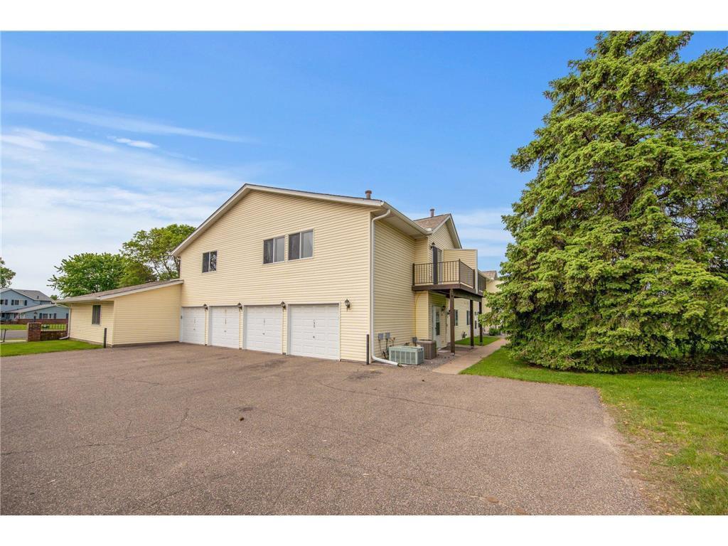 133 96th Lane NE Blaine MN 55434 6763310 image1
