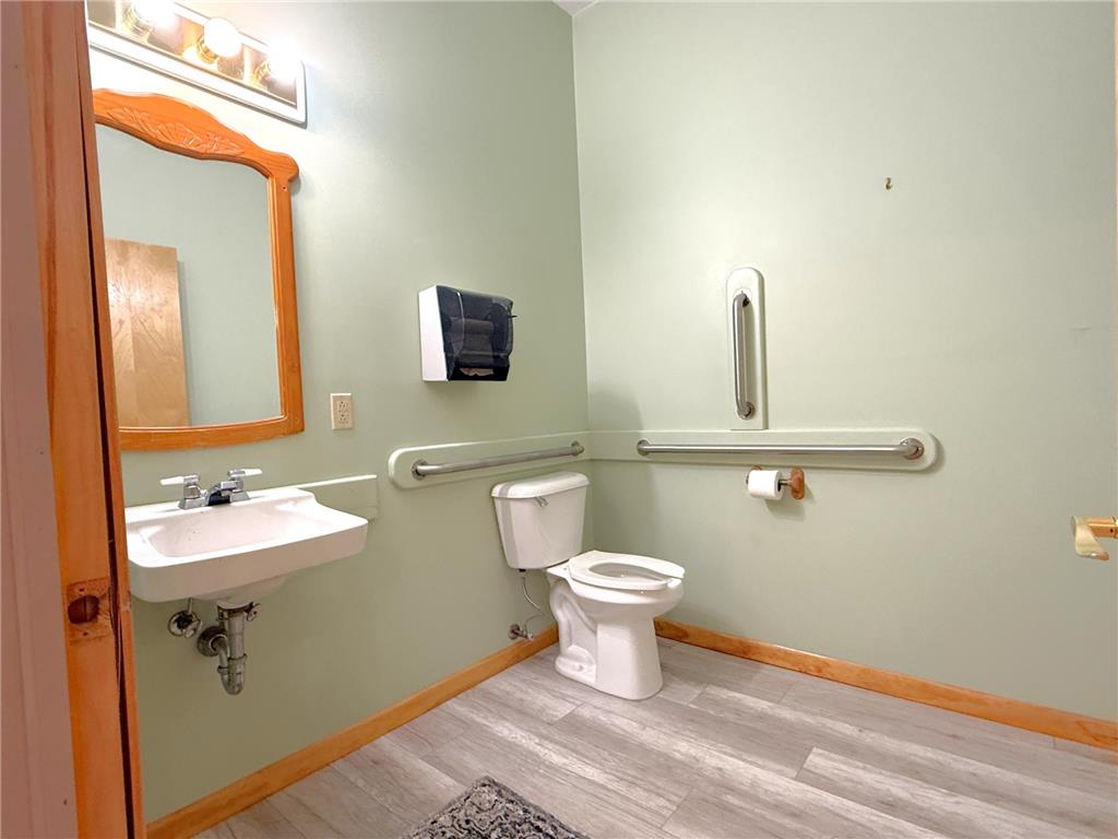 133 E Chapman Street Ely MN 55731 7100496 image11