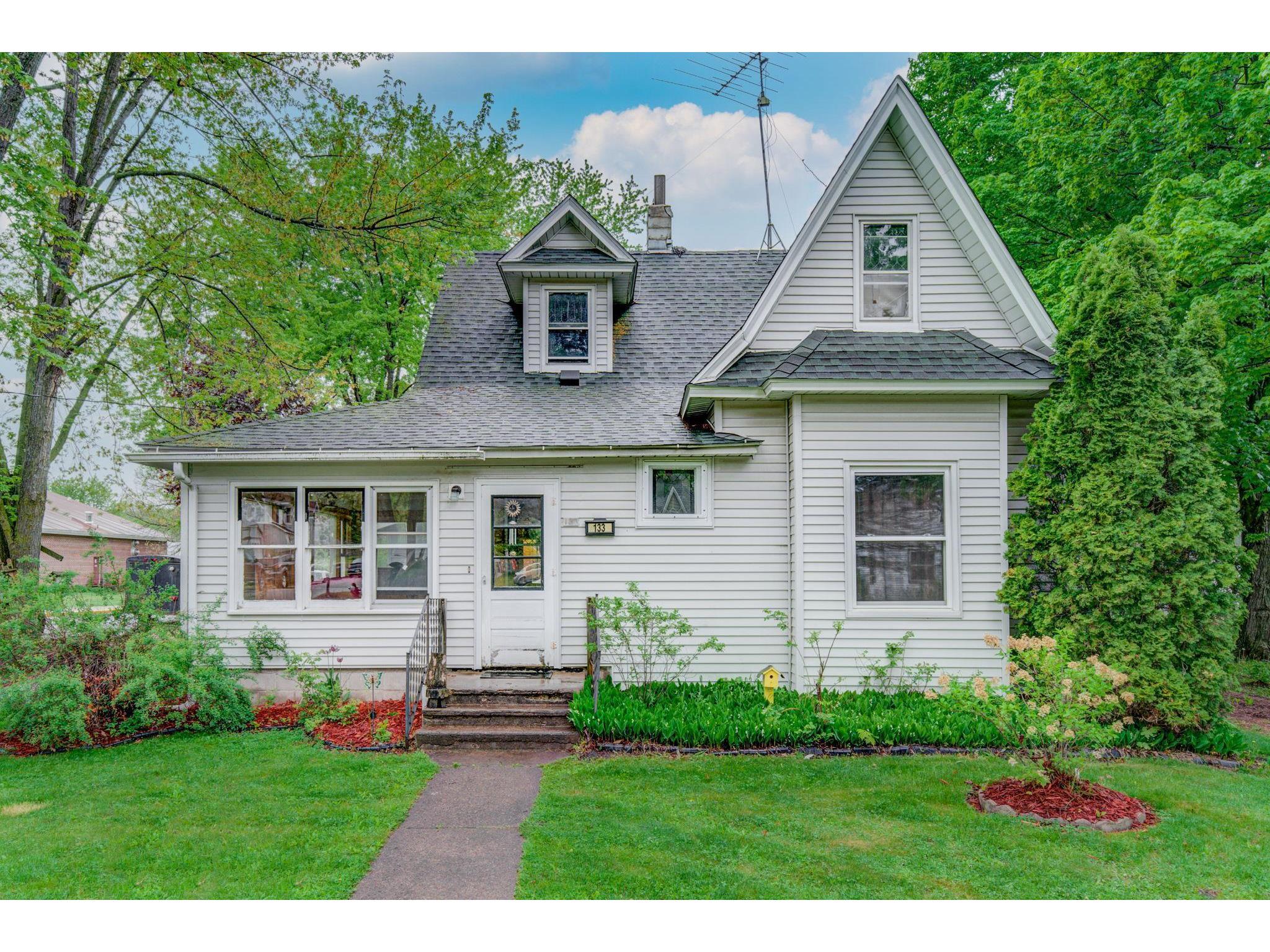 133 S Scott Street, Elmwood, WI, 54740 MLS 7090203 Edina Realty