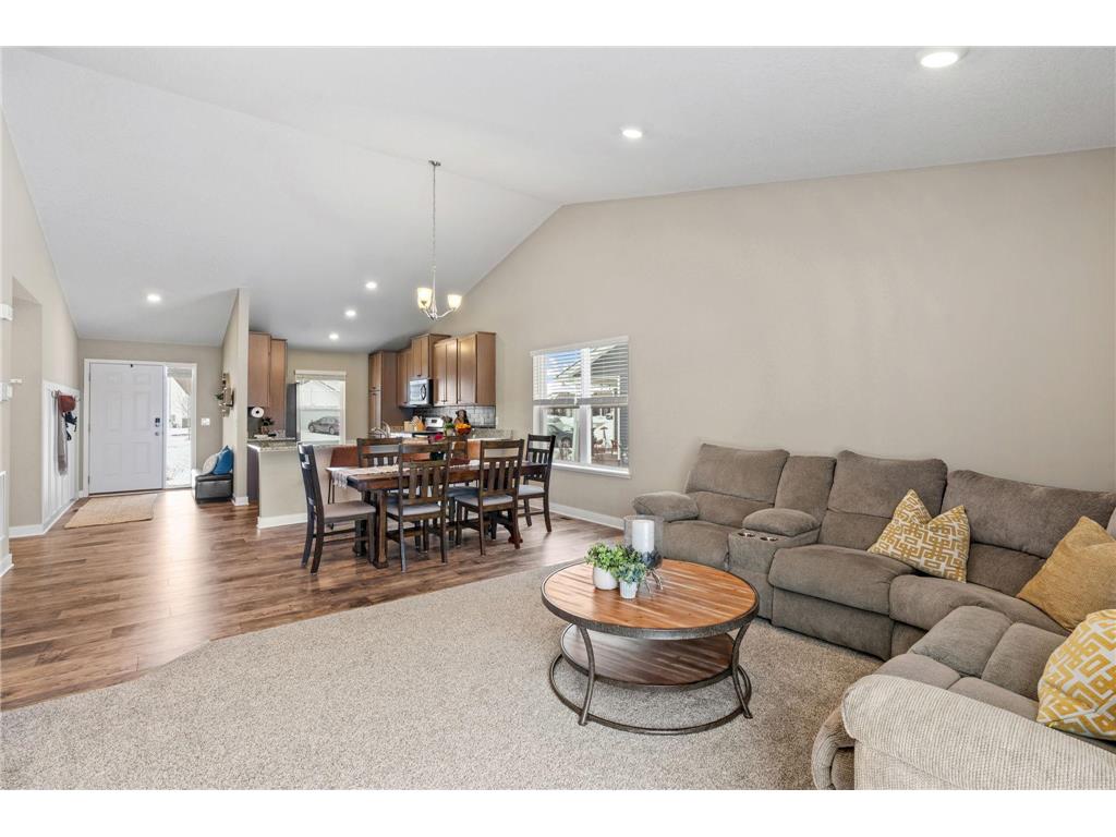 1330 Freedom Lane Delano MN 55328 7013757 image16