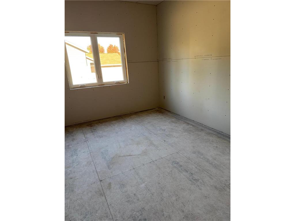 1330 Greenleaf Road Owatonna MN 55060 6769271 image11