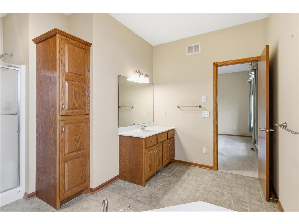 1330 N 10th Street Lake City MN 55041 6810366 image19