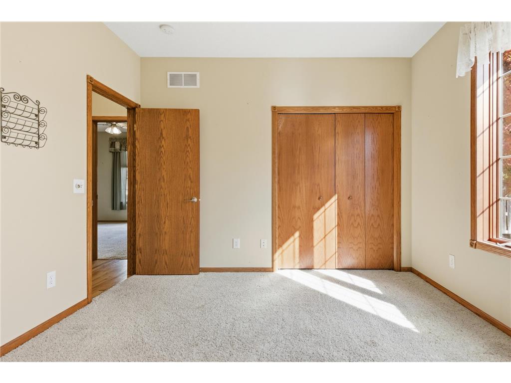 1330 N 10th Street Lake City MN 55041 6810366 image25