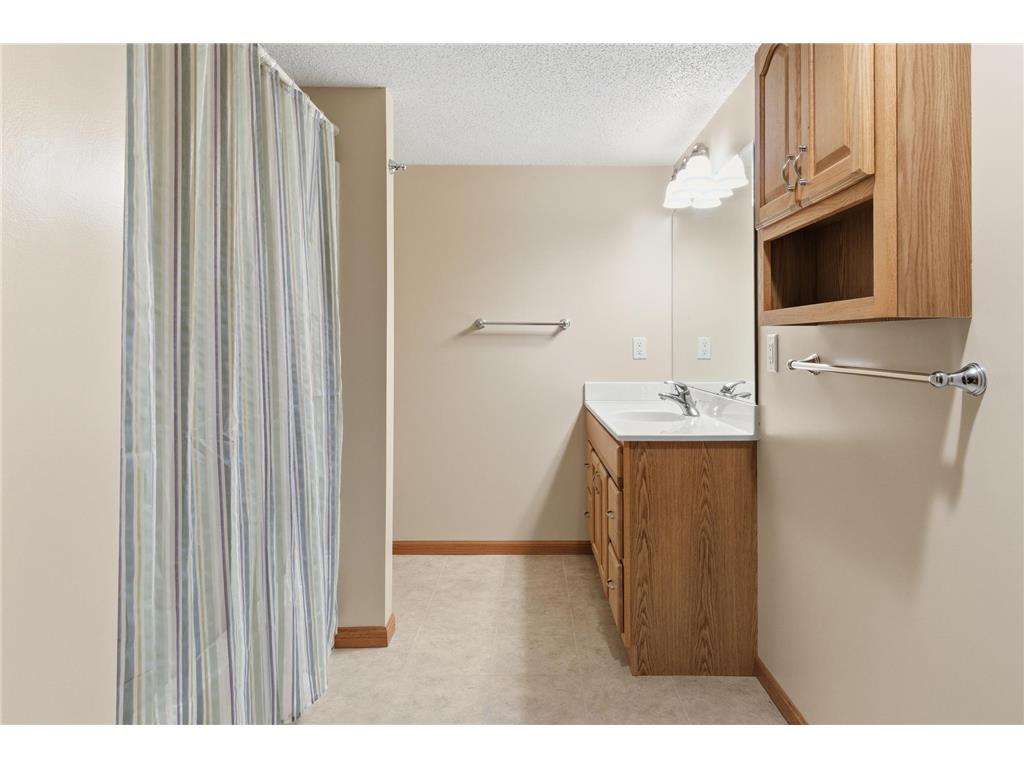 1330 N 10th Street Lake City MN 55041 6810366 image36