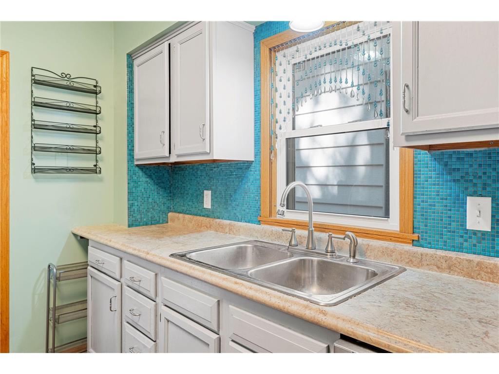 1331 4th Street E Saint Paul MN 55106 7089759 image11