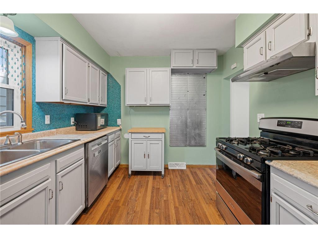 1331 4th Street E Saint Paul MN 55106 7089759 image13
