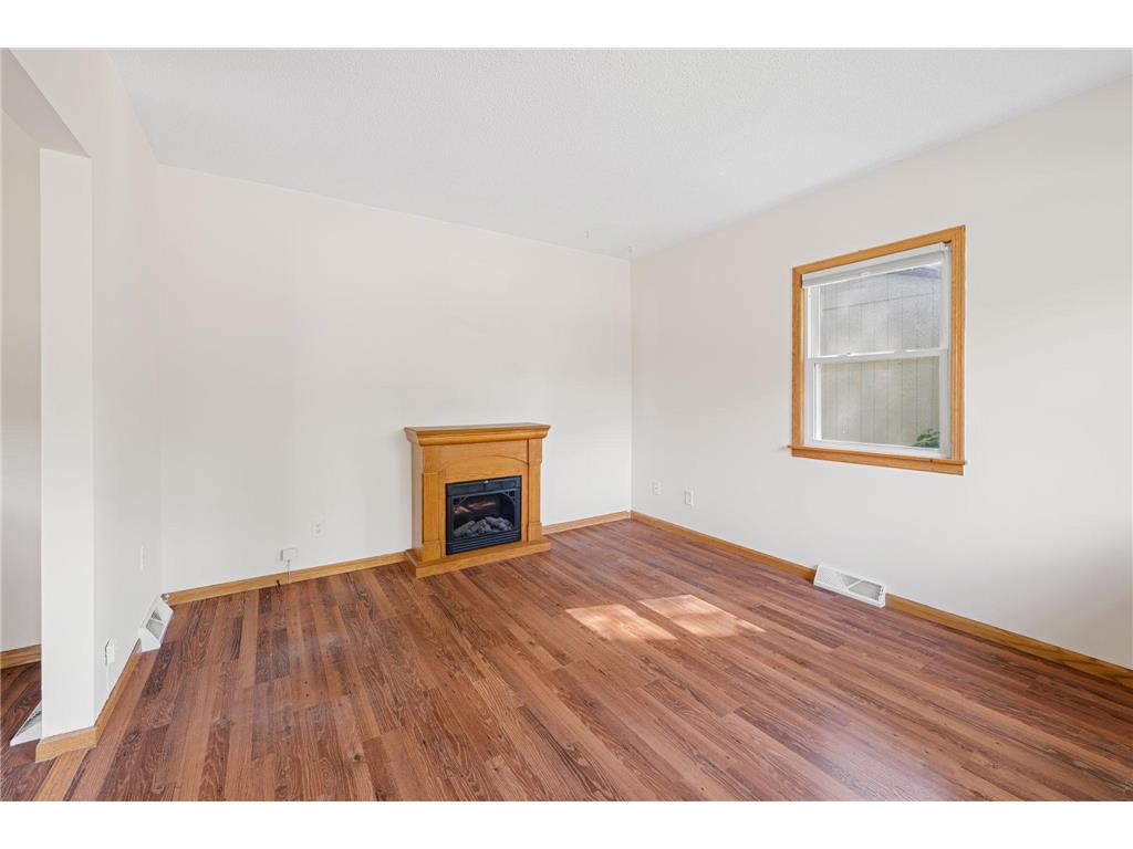1331 4th Street E Saint Paul MN 55106 7089759 image6