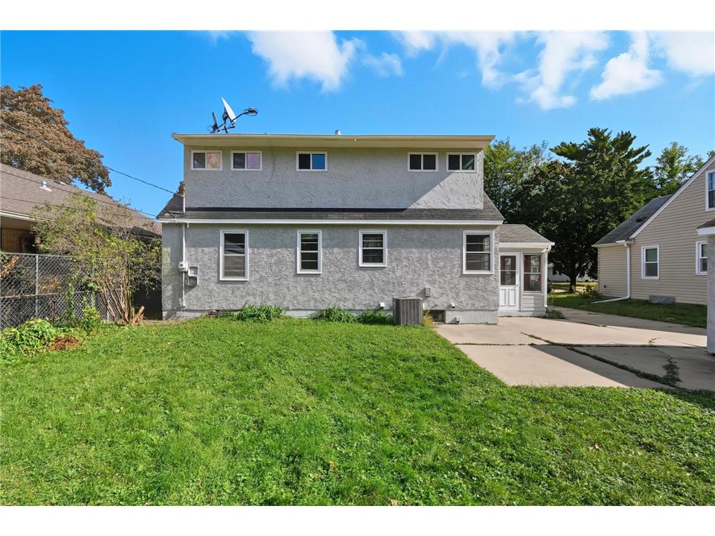 1331 Murray Street Saint Paul MN 55116 6799483 image26