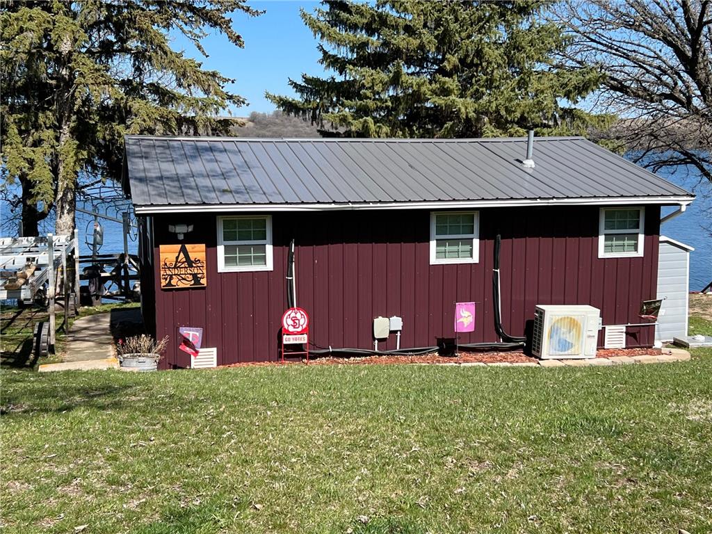13314 Elmwood Beach Road Wilmot SD 57279 - Big Stone Lake 6523704 image1