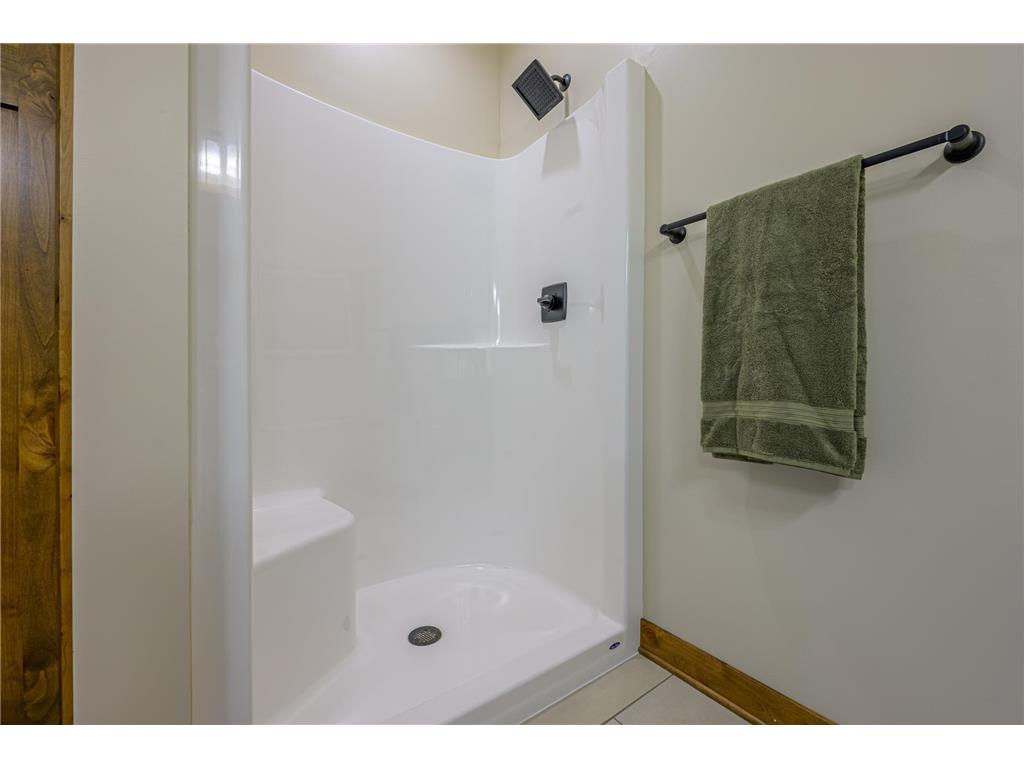 1332 Bradford Street SE Hutchinson MN 55350 6820352 image13