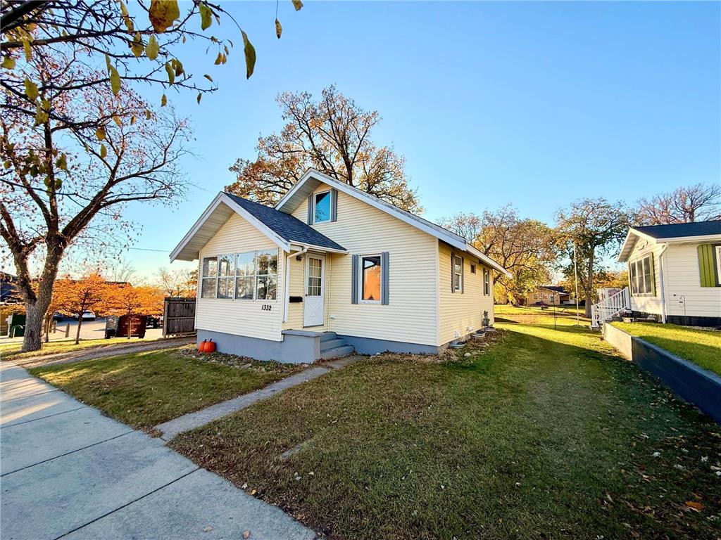 1332 Lake Avenue Detroit Lakes MN 56501 6807329 image1