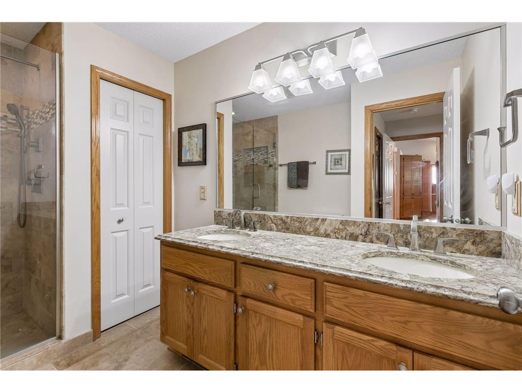 13323 Glenhaven Court Apple Valley MN 55124 7109596 image20