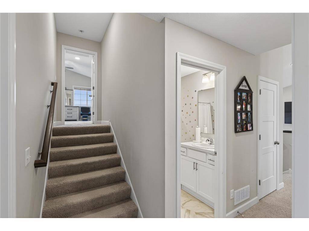 1333 Oak Ridge Street Hanover MN 55341 7085921 image12