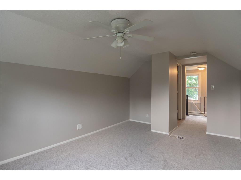 1333 Pacific Street Saint Paul MN 55106 7015555 image11