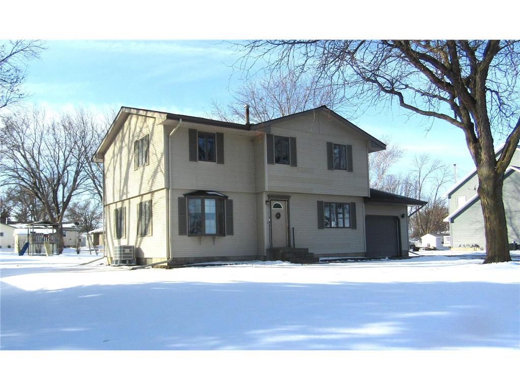 1333 Walnut Street Dawson MN 56232 7029354 image1
