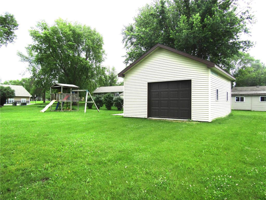 1333 Walnut Street Dawson MN 56232 7029354 image47