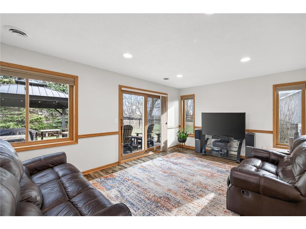13335 180 1/2 Circle NW Elk River MN 55330 7018704 image13