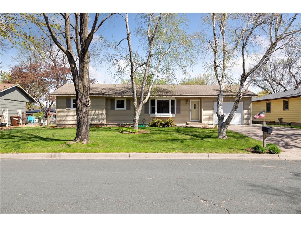 1334 22nd Street W Hastings MN 55033 6713771 image1