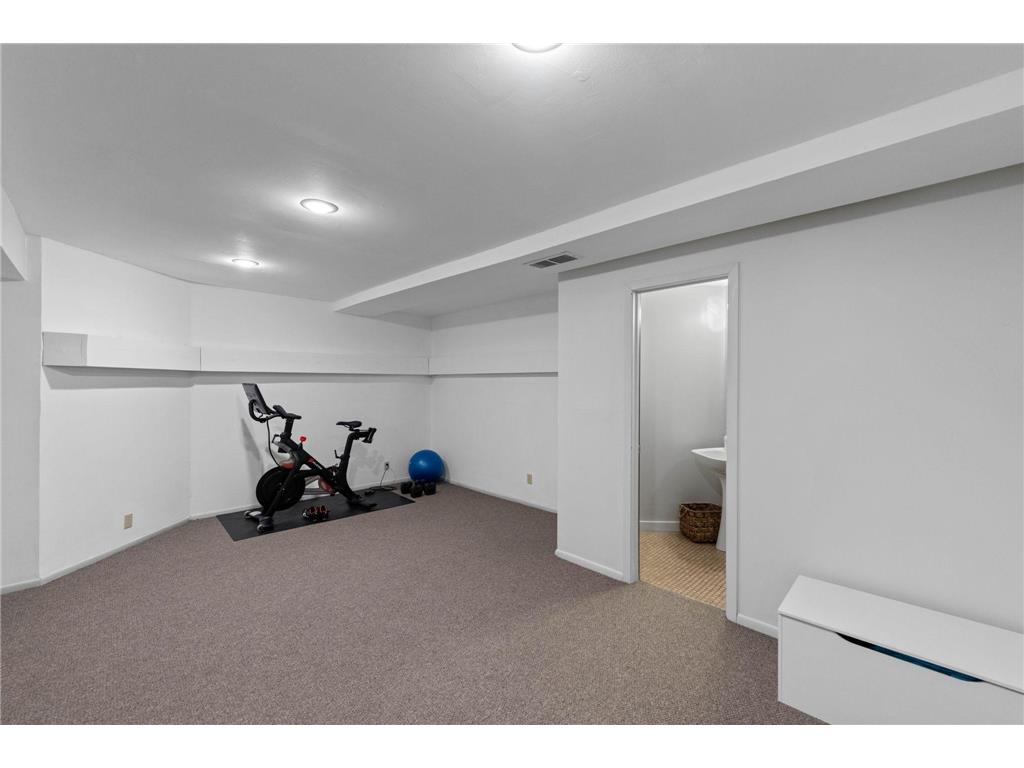 1335 Spencer Road W Saint Paul MN 55108 7084459 image30