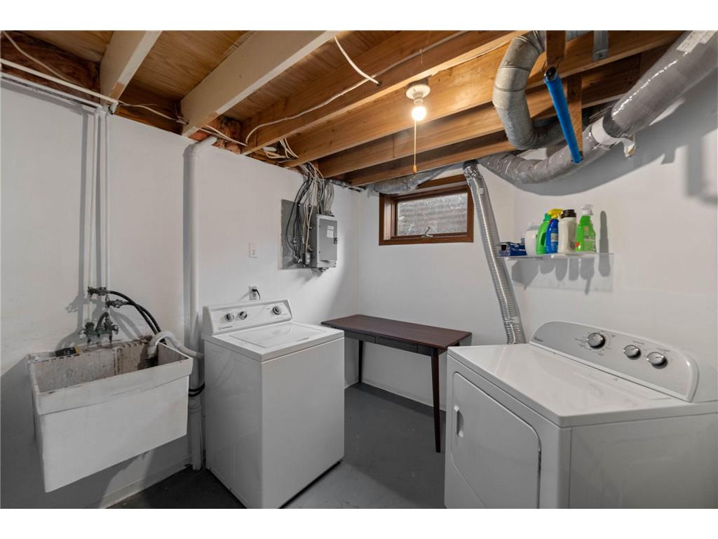 1335 Spencer Road W Saint Paul MN 55108 7084459 image34