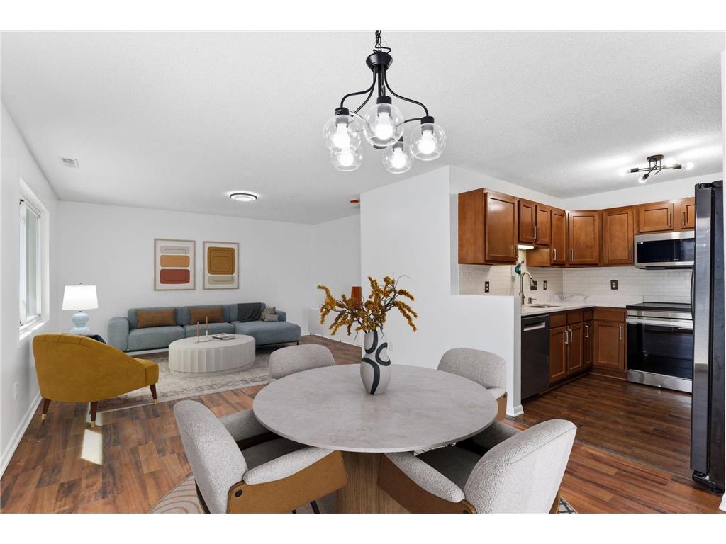 13351 Court Place Burnsville MN 55337 7072360 image1