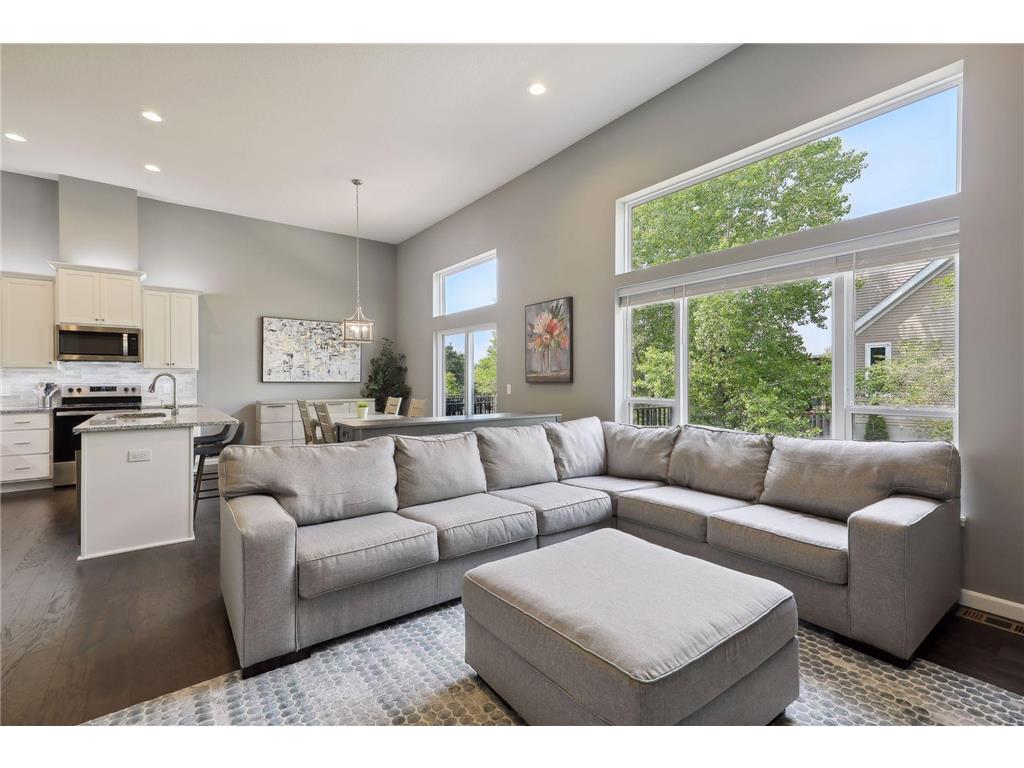 13359 Bronze Parkway Rosemount MN 55068 6373068 image1