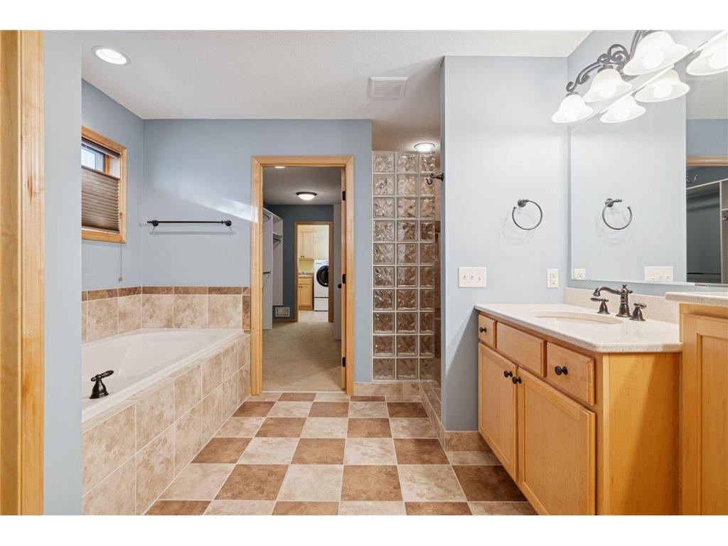 1336 Palisade Path Woodbury MN 55129 7049713 image20