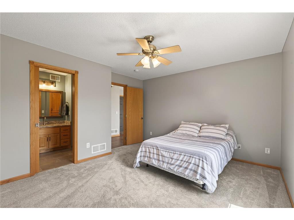 13360 4th Avenue S Zimmerman MN 55398 7062524 image20