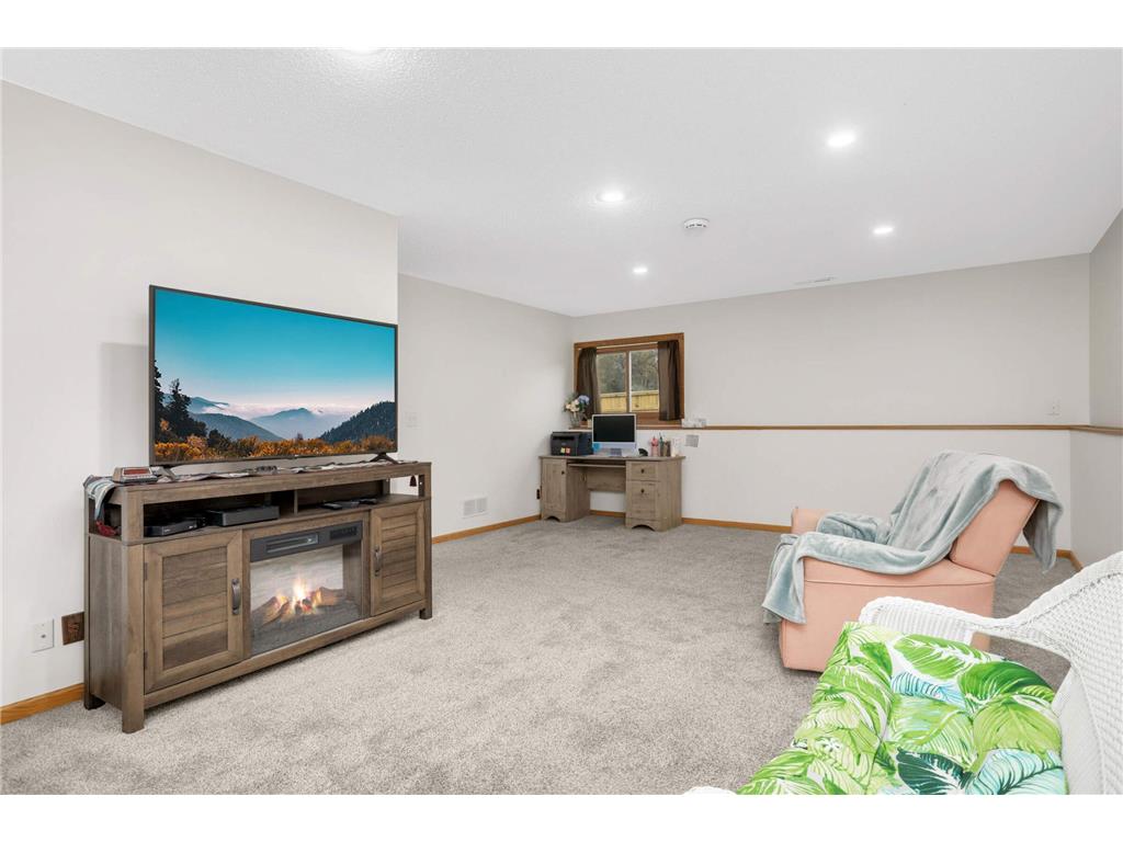 13360 Wellington Circle Champlin MN 55316 7016494 image22