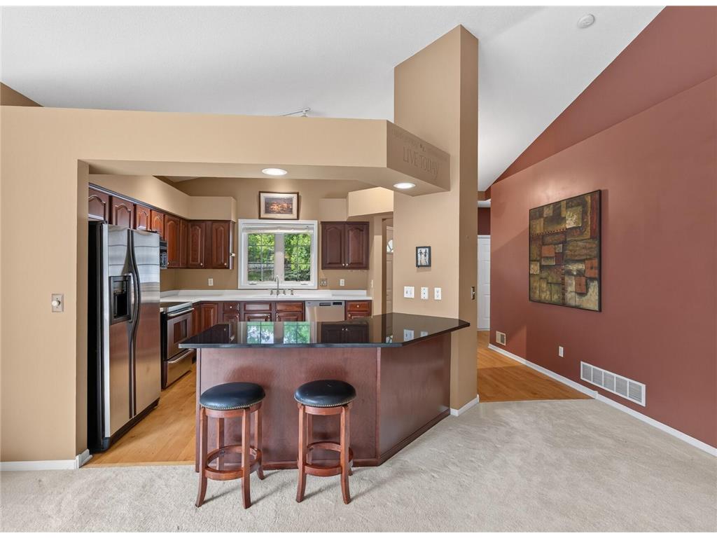 13364 Hummingbird Drive Apple Valley MN 55124 7085265 image2