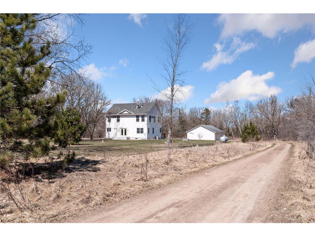 13368 382nd Street Lindstrom MN 55045 7050363 image2