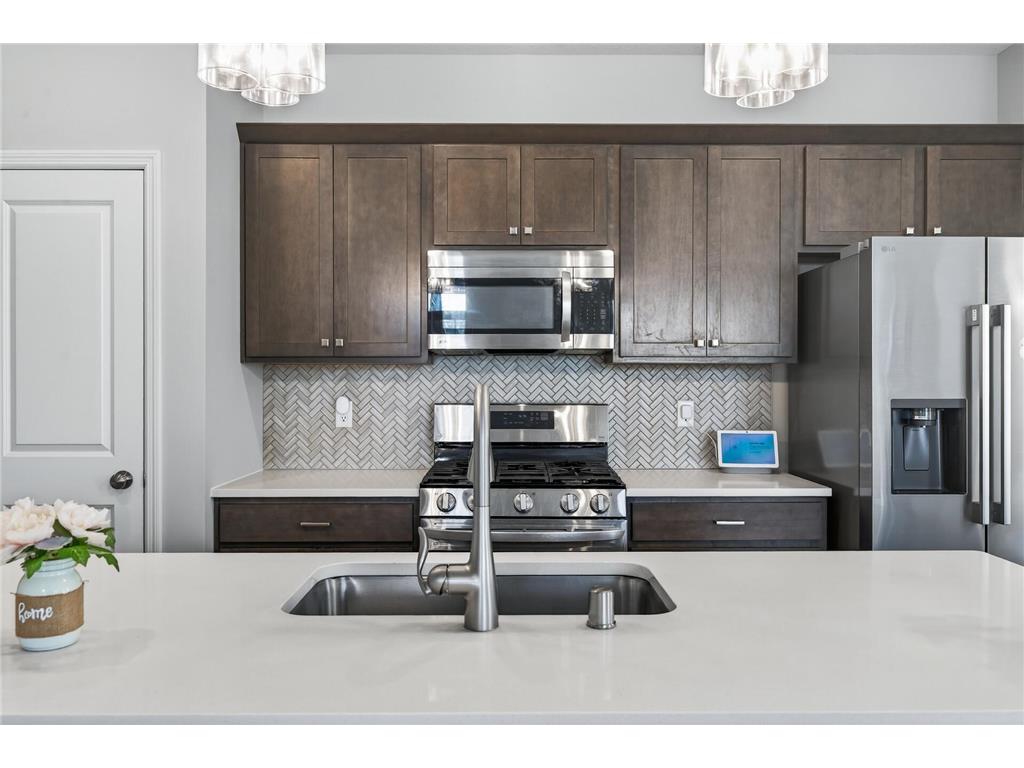 1337 100th Avenue NW Coon Rapids MN 55433 6774507 image18