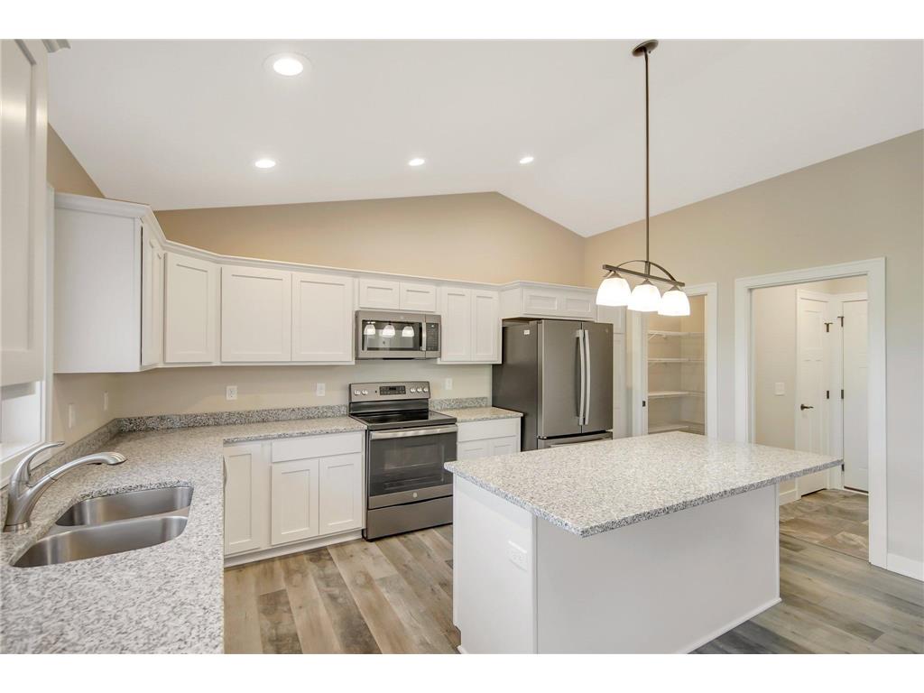 1337 E Aspen Drive Saint Croix Falls WI 54024 6798409 image2