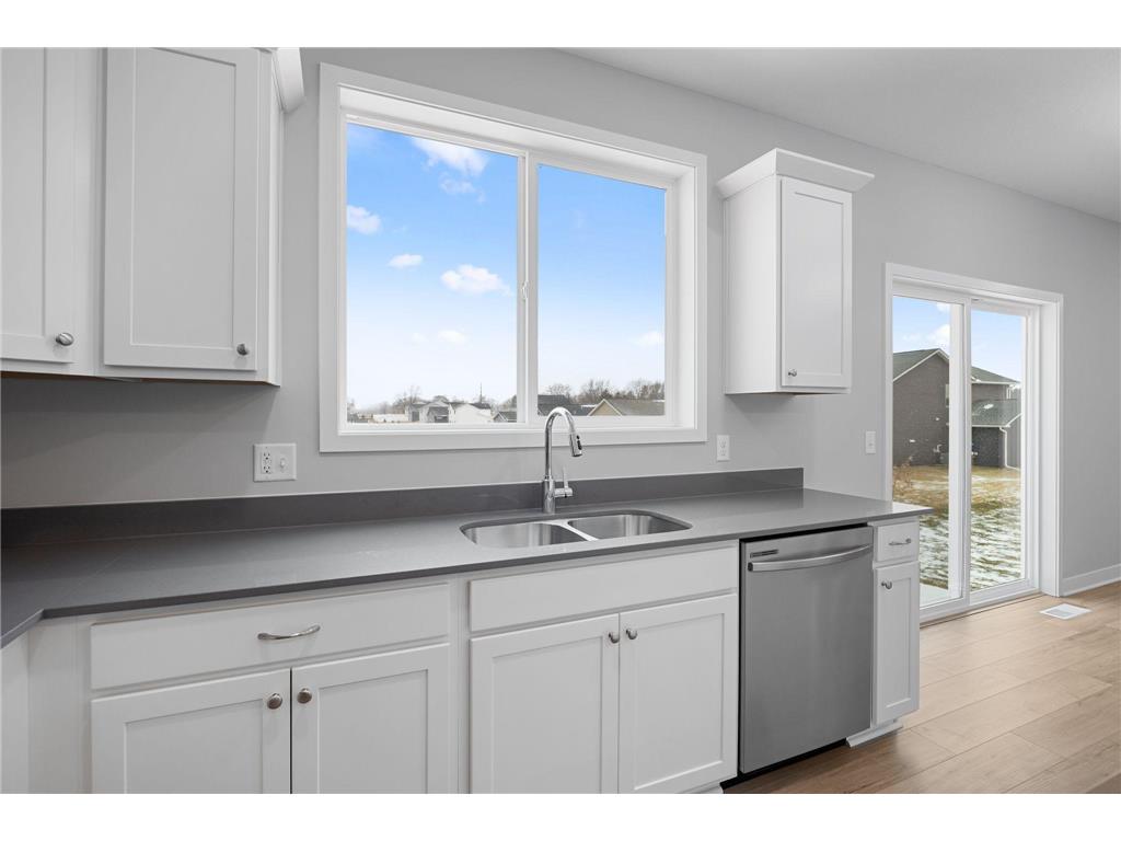 1337 Orchid Way New Richmond WI 54017 7012532 image12