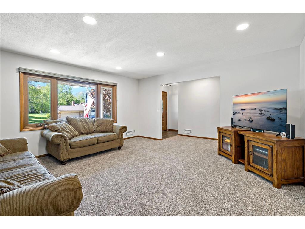 13373 Foliage Avenue Apple Valley MN 55124 7044813 image13